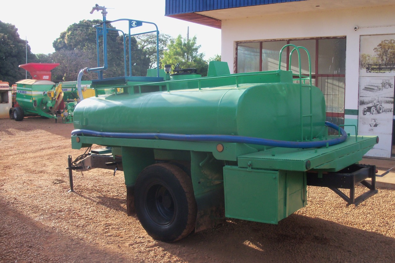 Multimarcas 5500 Litros  - 00 5