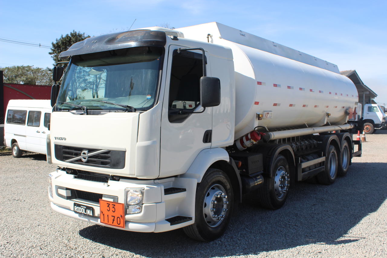 Volvo VM330 - 13/13 16