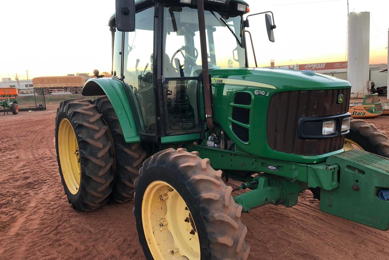 John Deere 6110J - 10/10 3