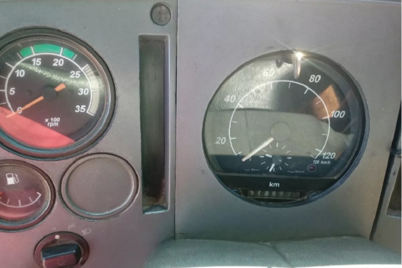 Ford Cargo1317 - 04/04 11