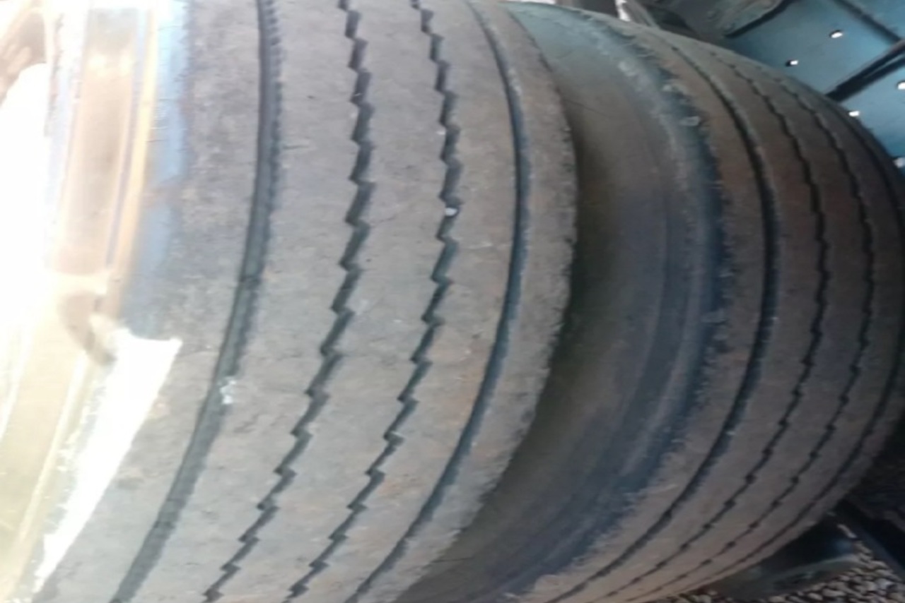 Ford Cargo1317 - 04/04 14