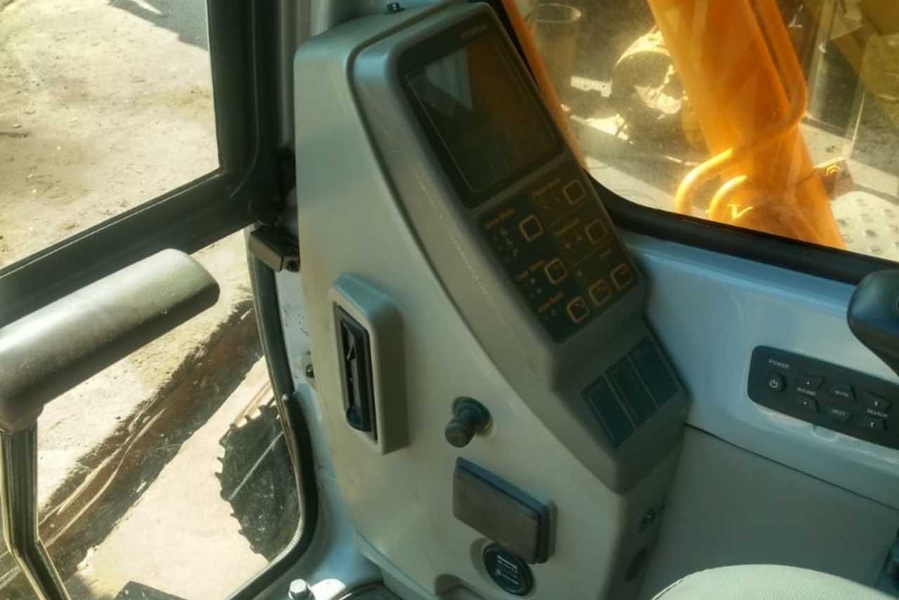 Hyundai R140 - 12/12 3