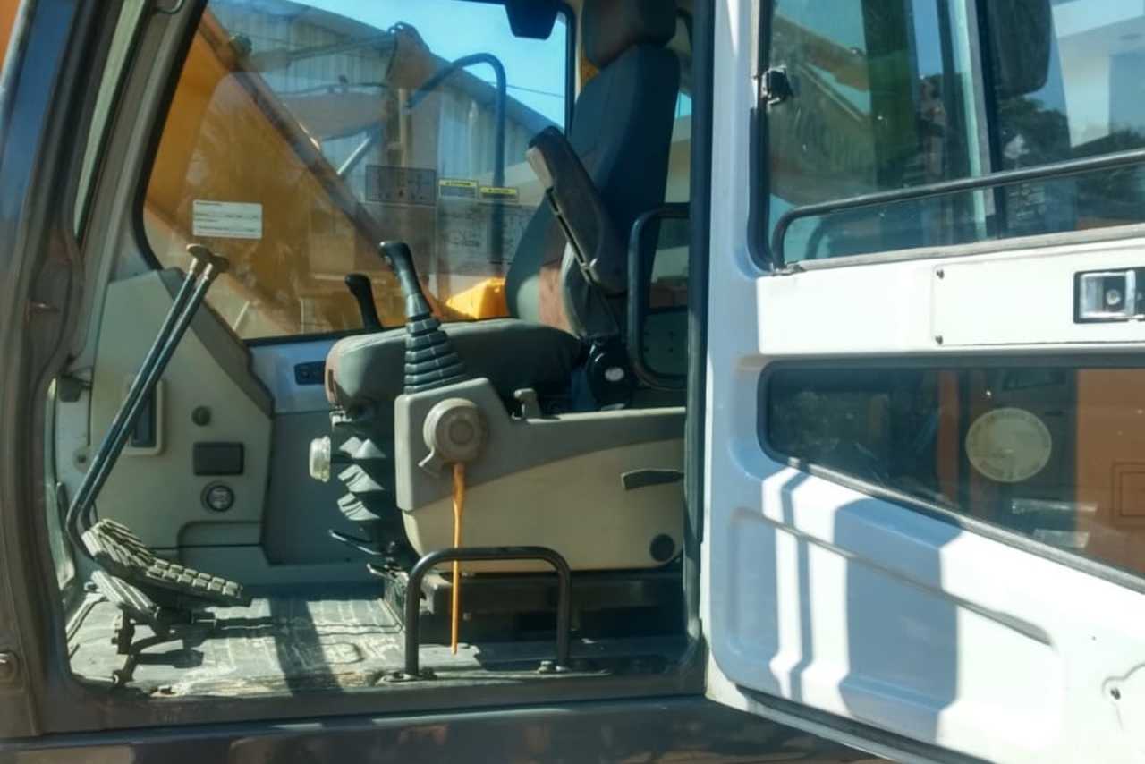 Hyundai R140 - 12/12 8
