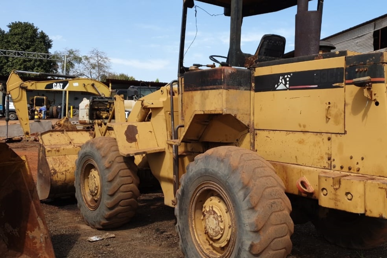 Caterpillar 930 T - 94/94 5