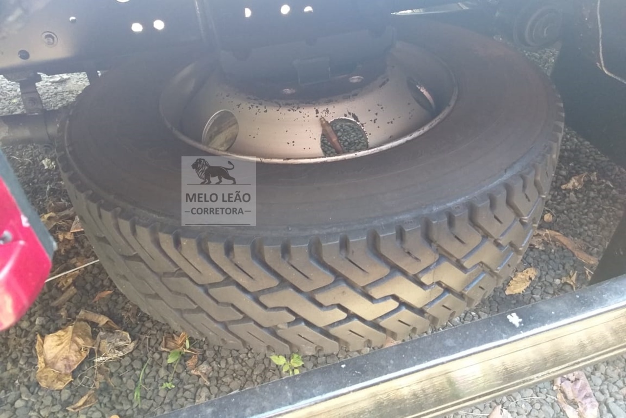 Volkswagen 8 150 - 05/05 2