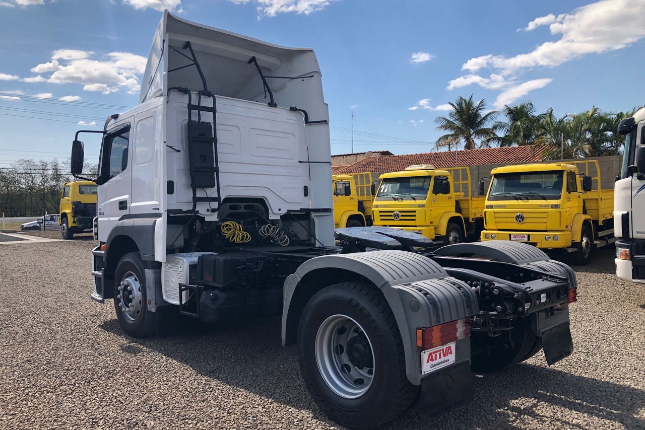 Mercedes Benz Axor 1933 - 12/12 4