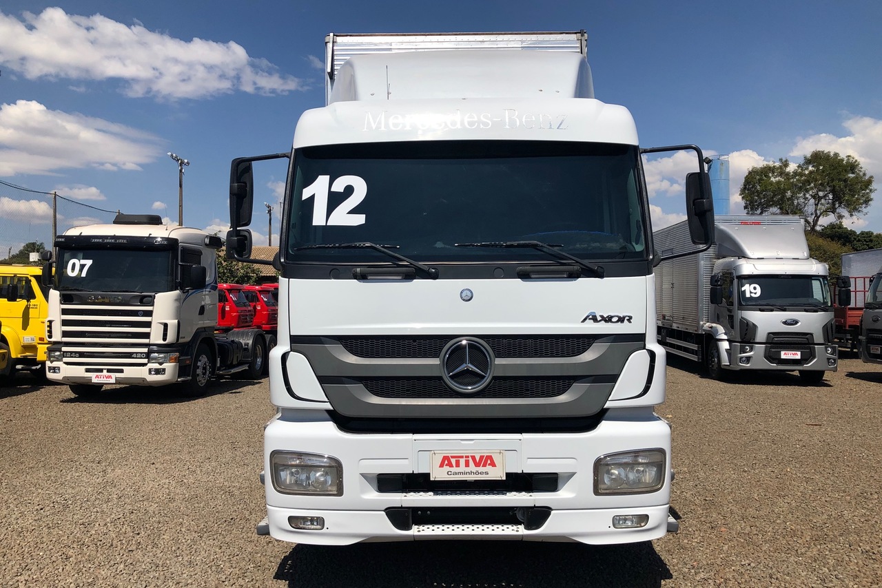 Mercedes Benz Axor 1933 - 12/12 4
