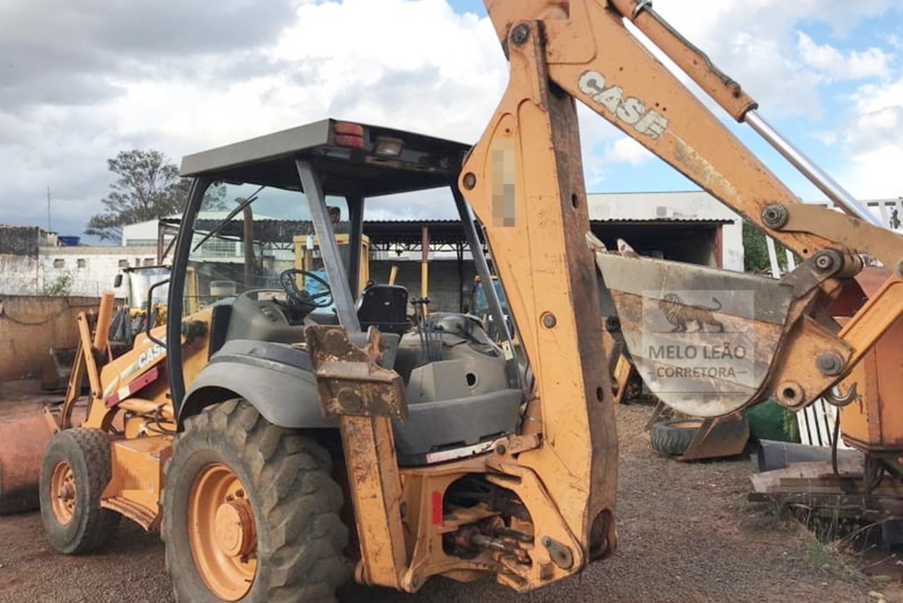 Case 580M - 09/09 3