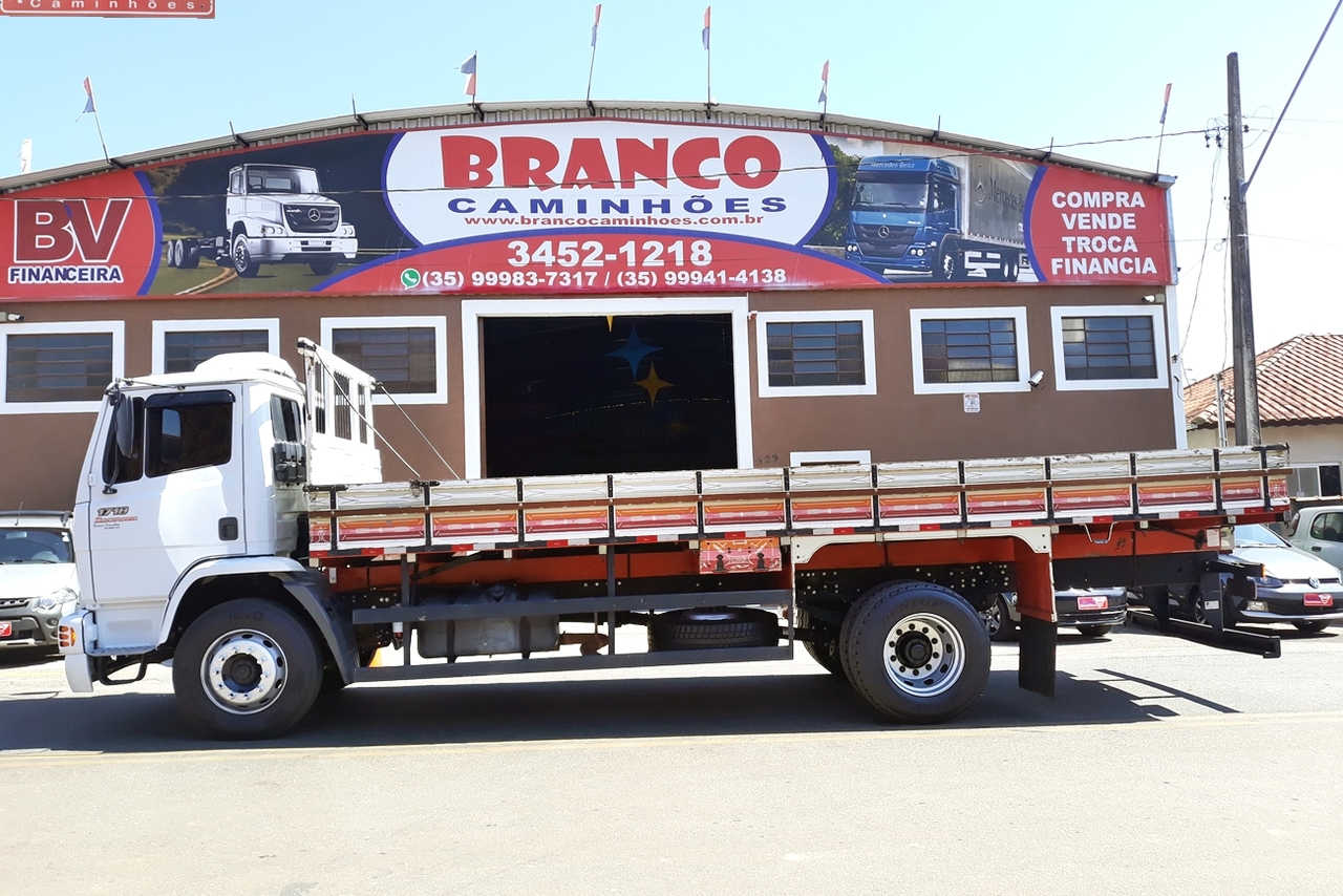 Mercedes Benz MB 1718 - 10/11 2