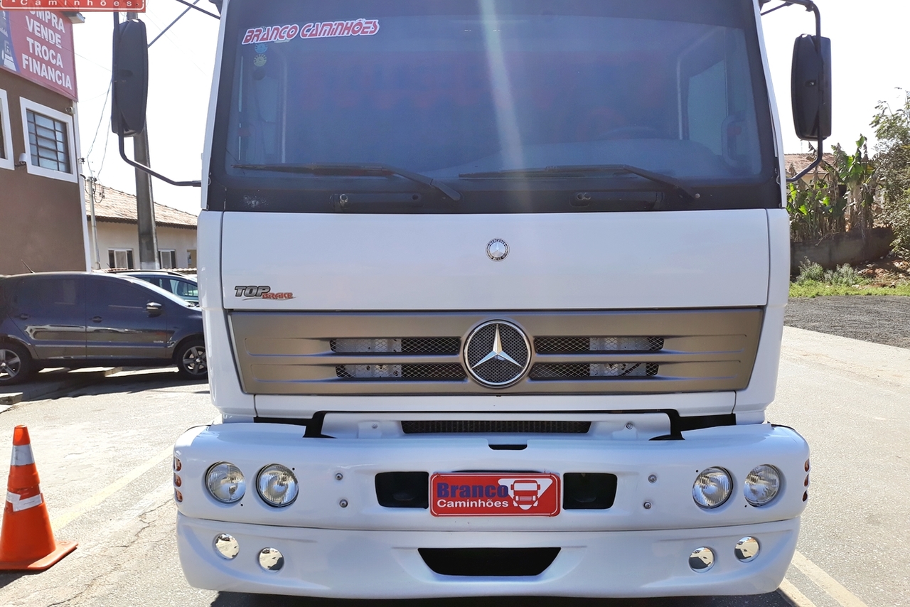 Mercedes Benz MB 1718 - 10/11 3