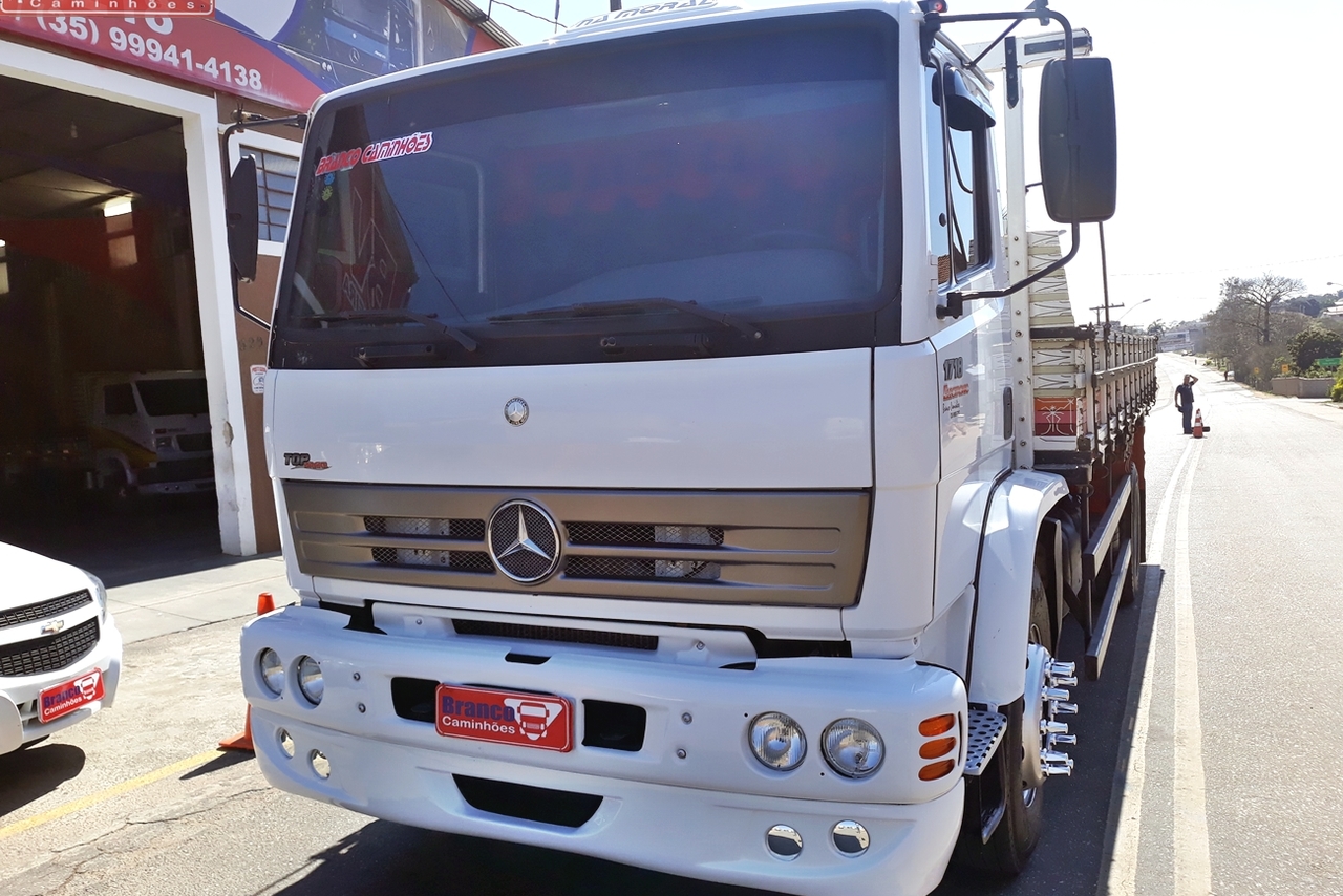 Mercedes Benz MB 1718 - 10/11 5