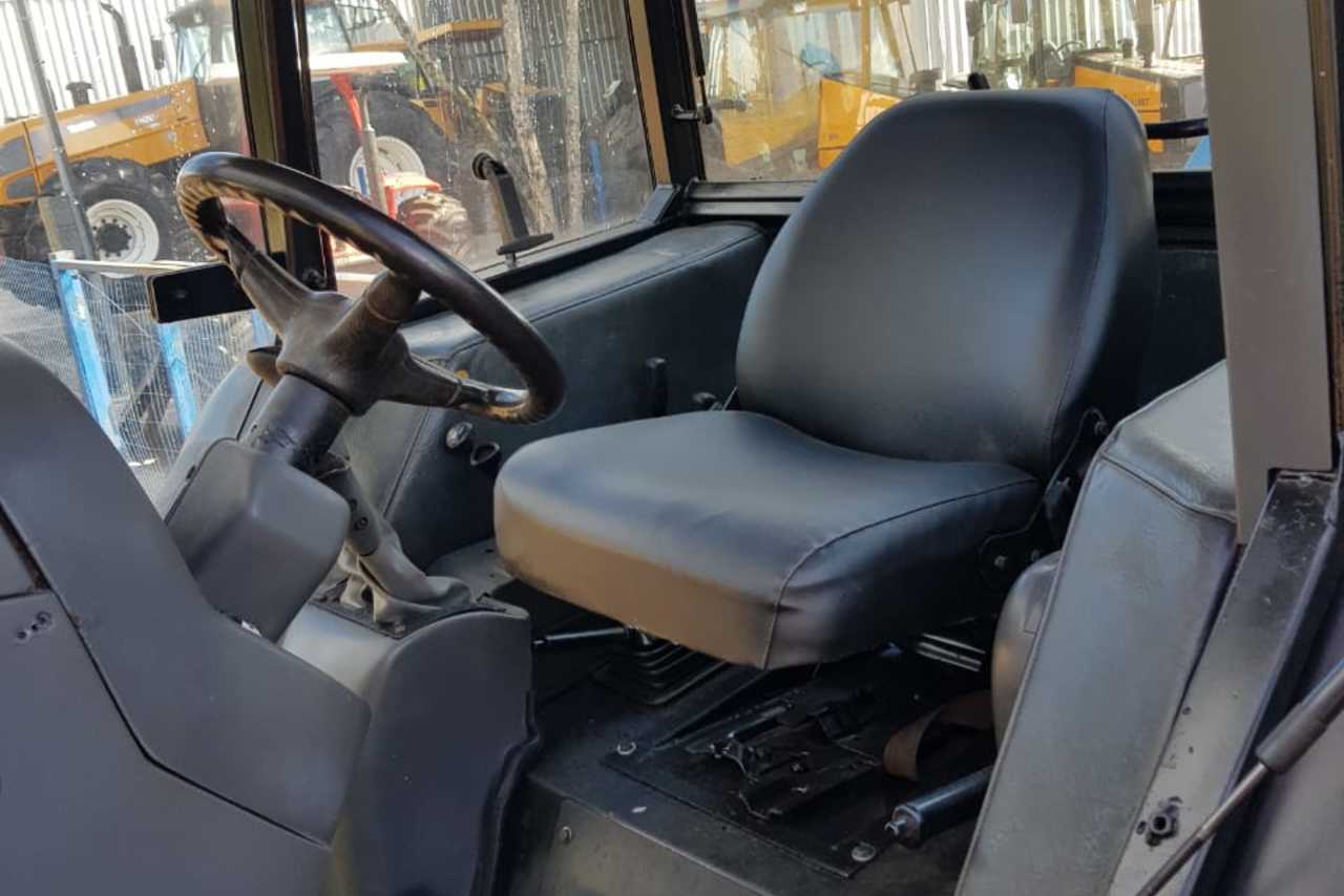 Valtra BH 180 - 05/05 2