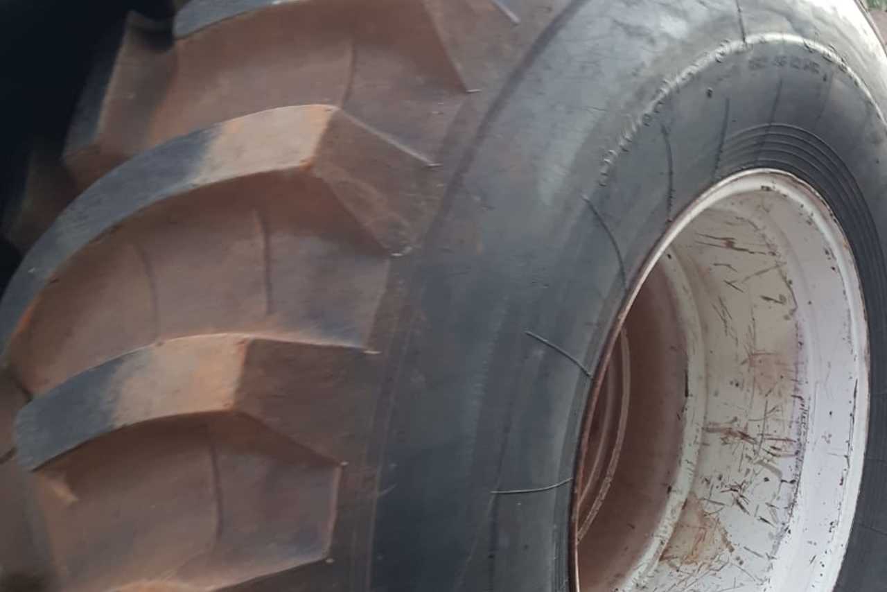 Valtra BH210i - 08/08 4