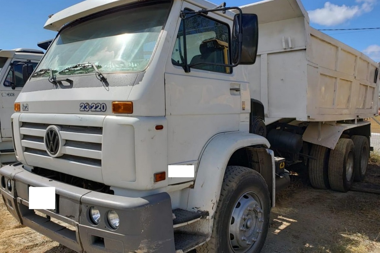 Volkswagen 23 220 - 03/03 5