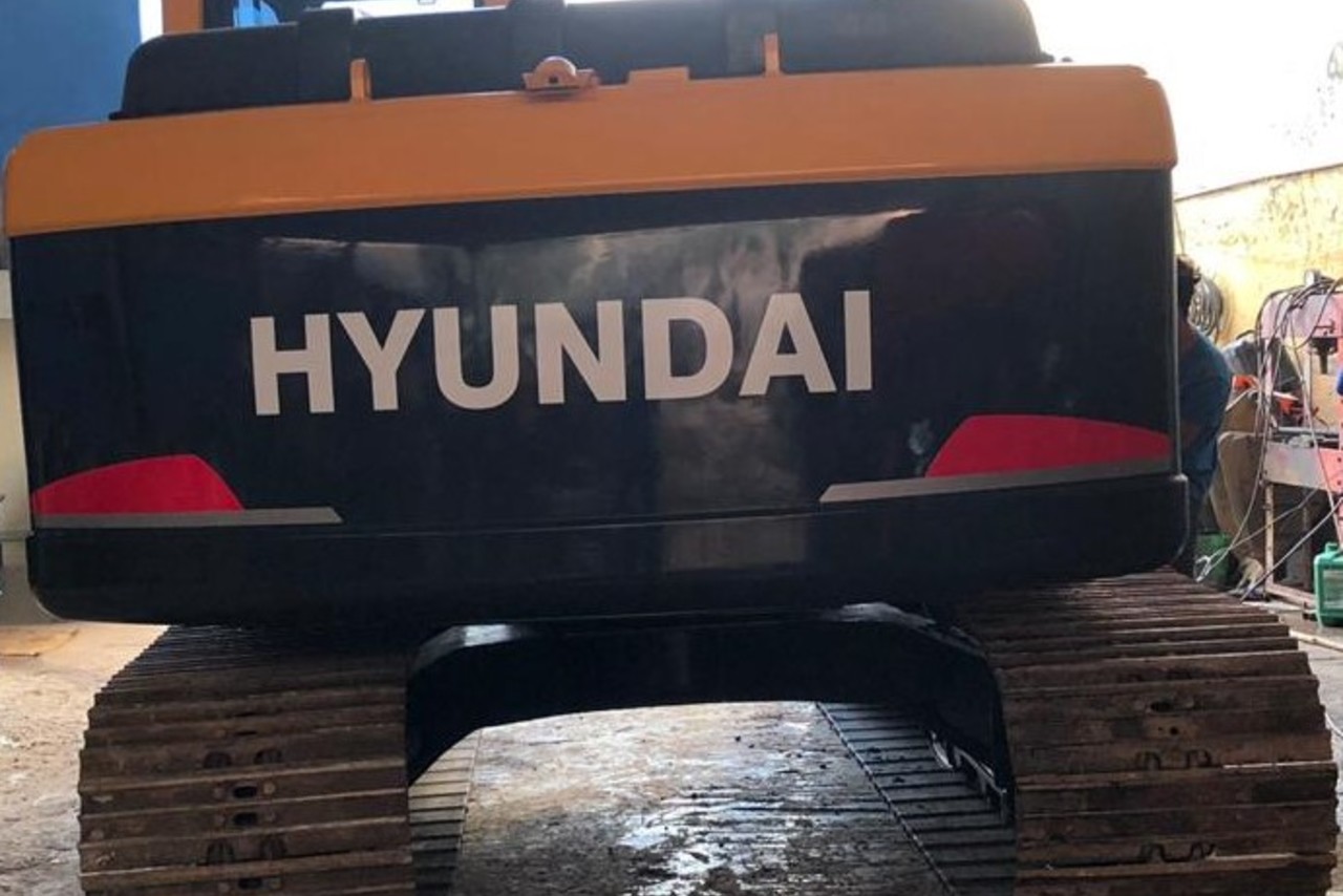 Hyundai R140 - 16/16 2