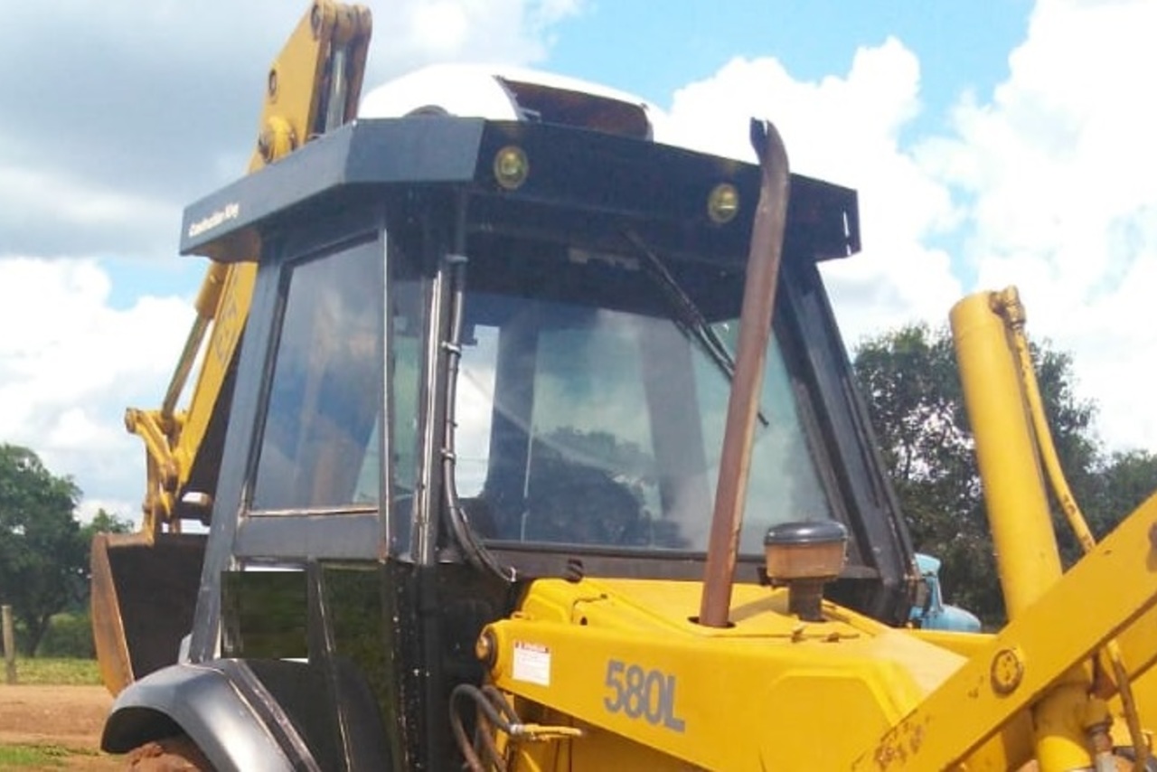 Case 580L - 01/01 2