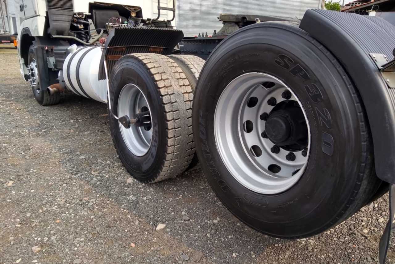 Volvo FH12 380 - 04/04 8