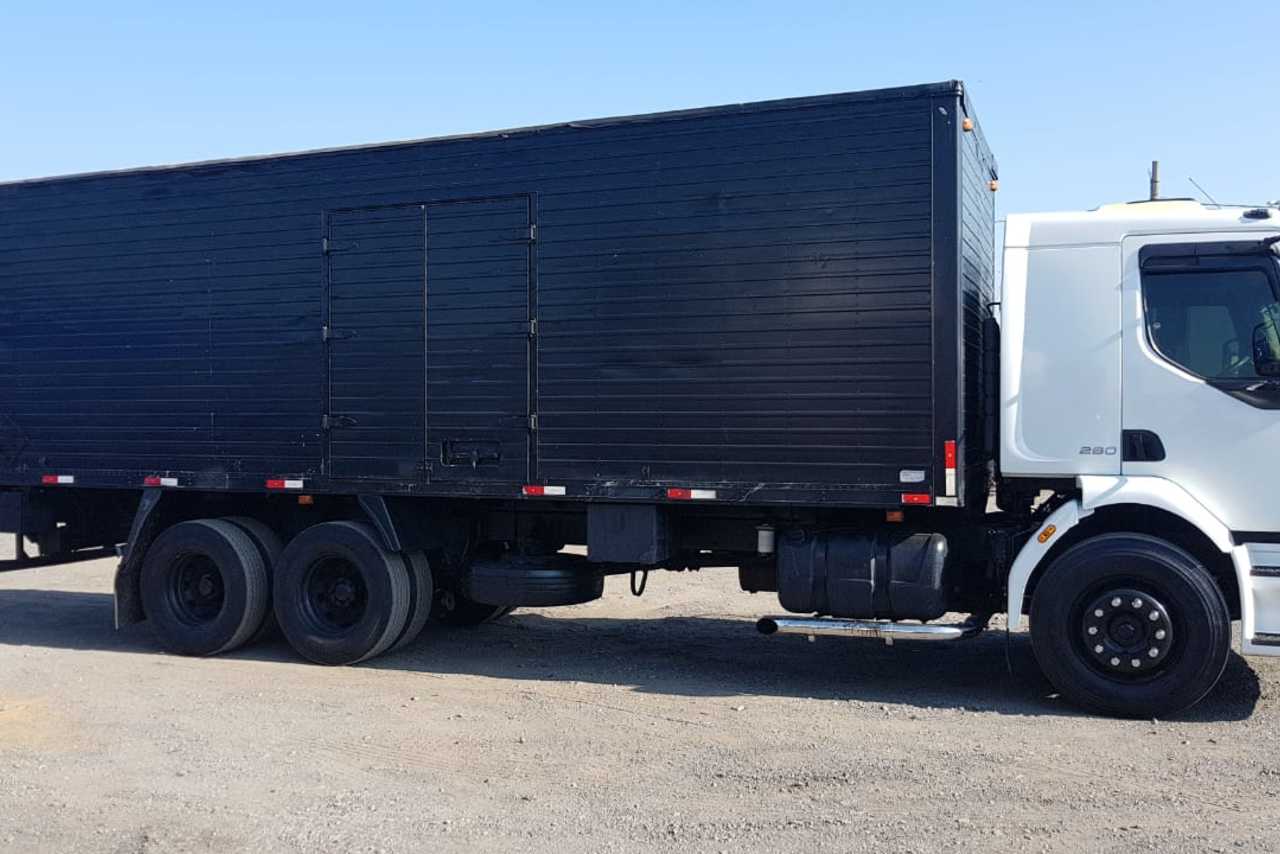 Volvo VM260 - 08/08 4