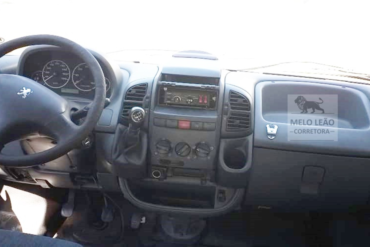 Peugeot Boxer furgão curta - 07/08 12
