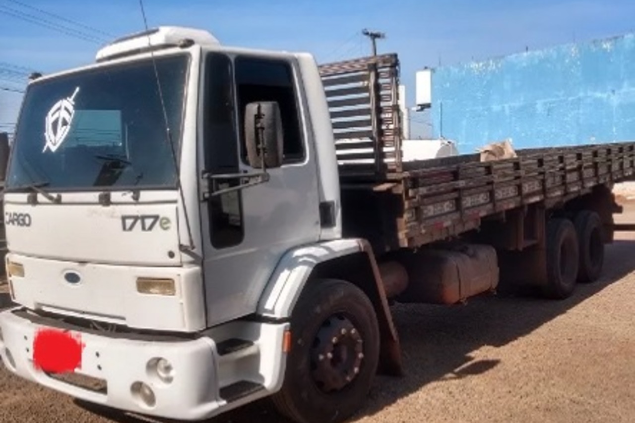 Ford Cargo2422 - 05/05 3