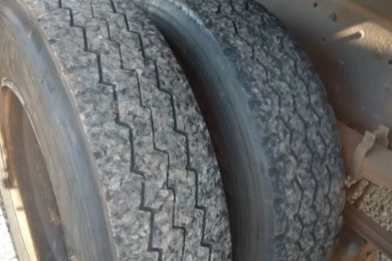 Ford Cargo2422 - 05/05 11
