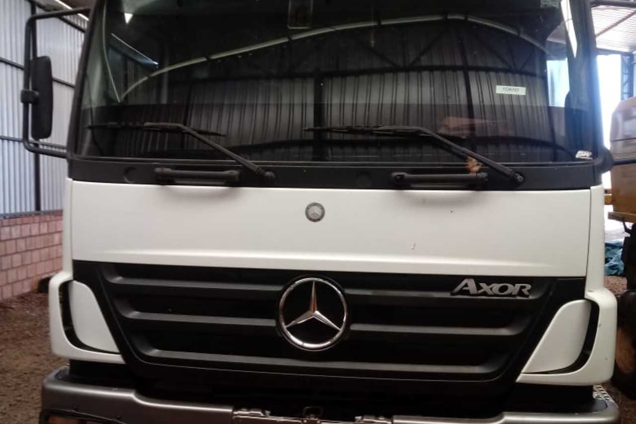 Mercedes Benz Axor 2831 - 08/08 2