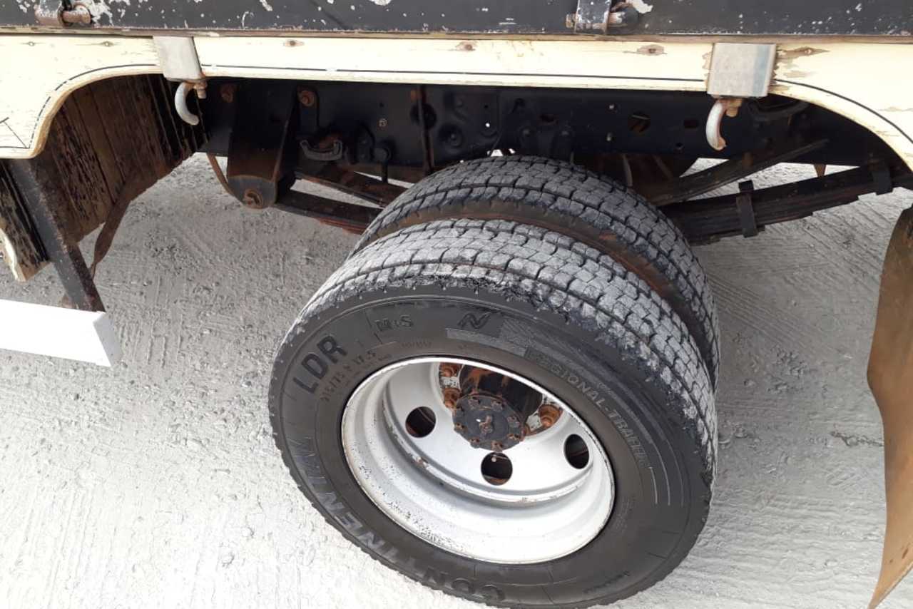 Ford F4000 - 14/15 10