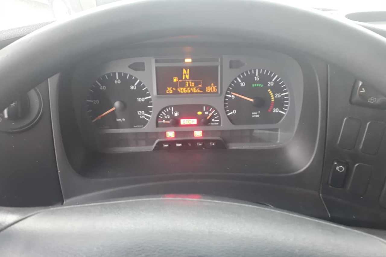Mercedes Benz MB 1418 - 10/11 4