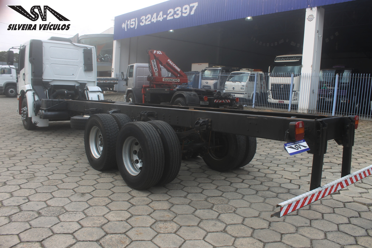 Volkswagen 24-250 E Constellation 3-Eixos - 10/11 6