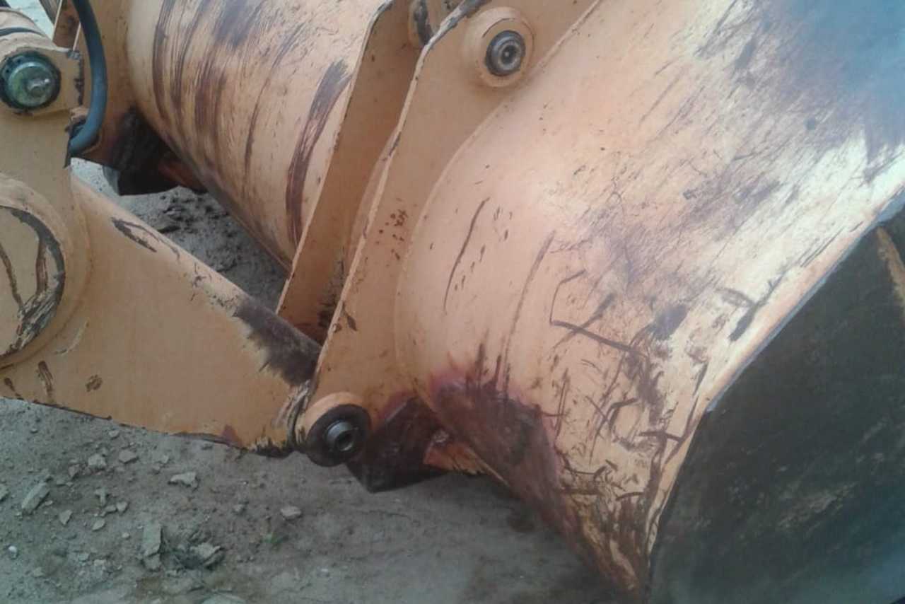 Case 580M - 08/08 3