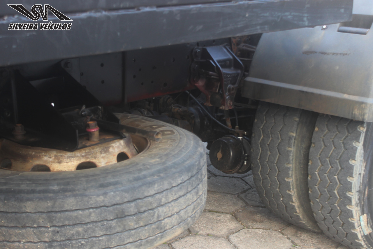 Ford Cargo4331 - 03/03 9