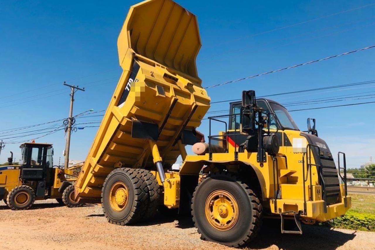 Caterpillar 770 - 11/11 4