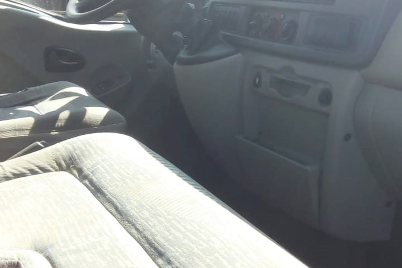 Renault Master Minibus - 10/11 6