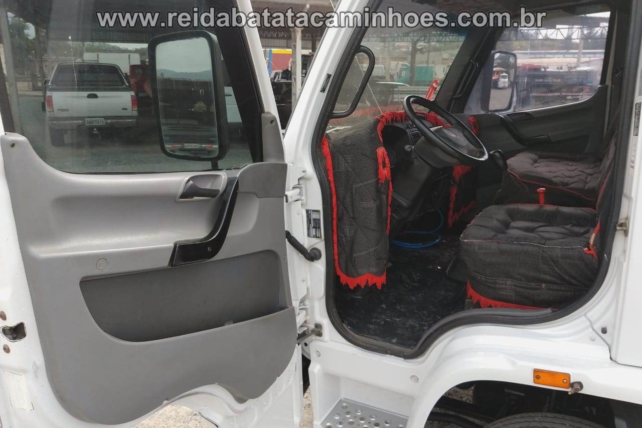 Mercedes Benz Accelo 915 - 08/08 7