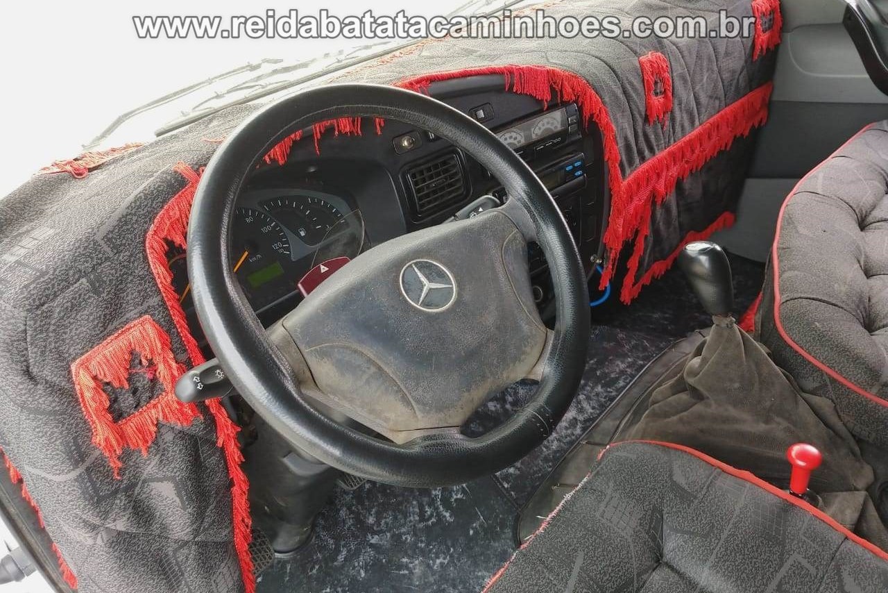 Mercedes Benz Accelo 915 - 08/08 14