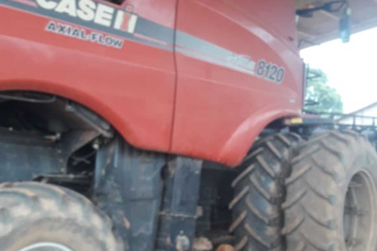 Case 8120 - 13/13 3