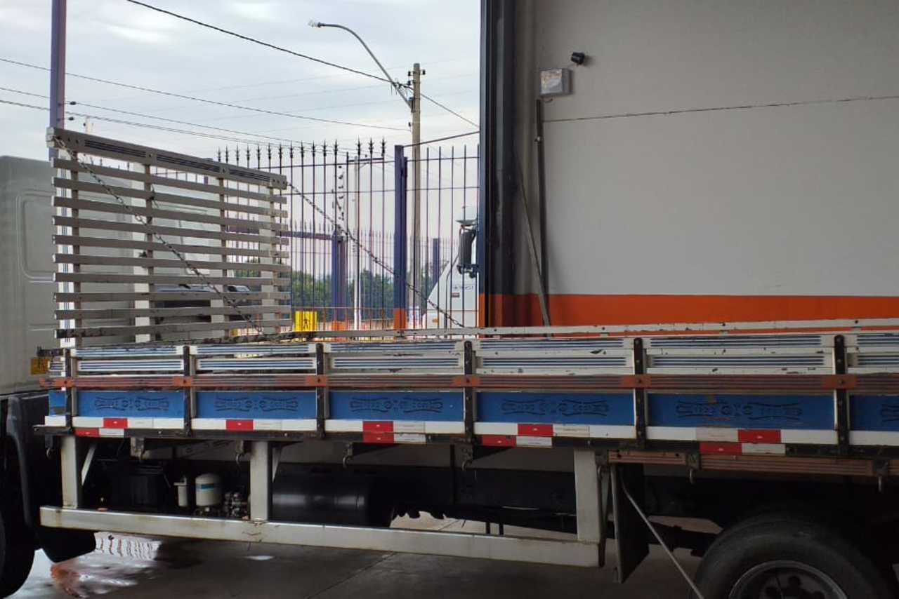 Ford Cargo816 - 13/13 5