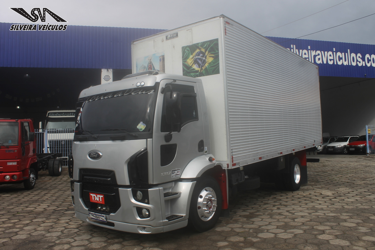Ford Cargo1317 - 11/12 3