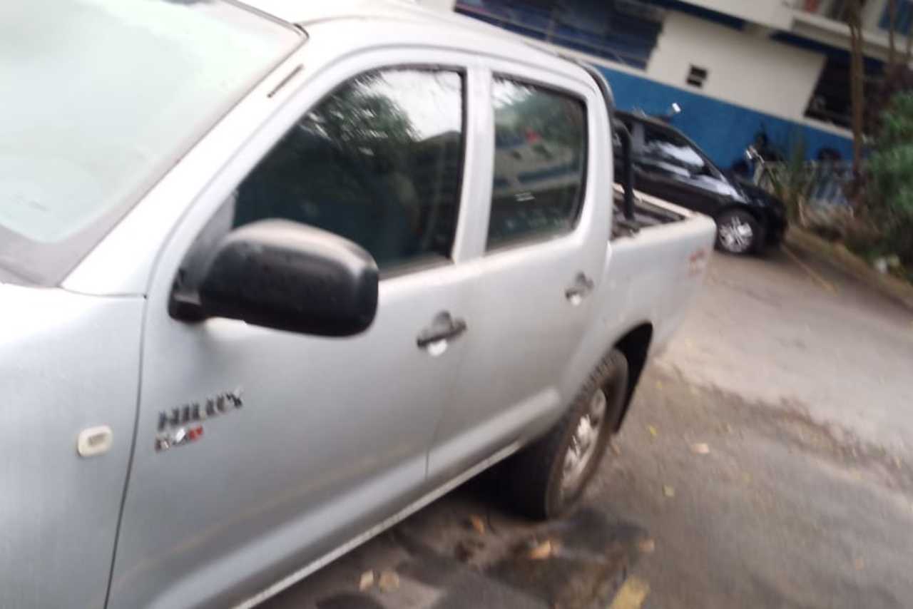 Toyota  HILUX CD4X4  - 10/10 4