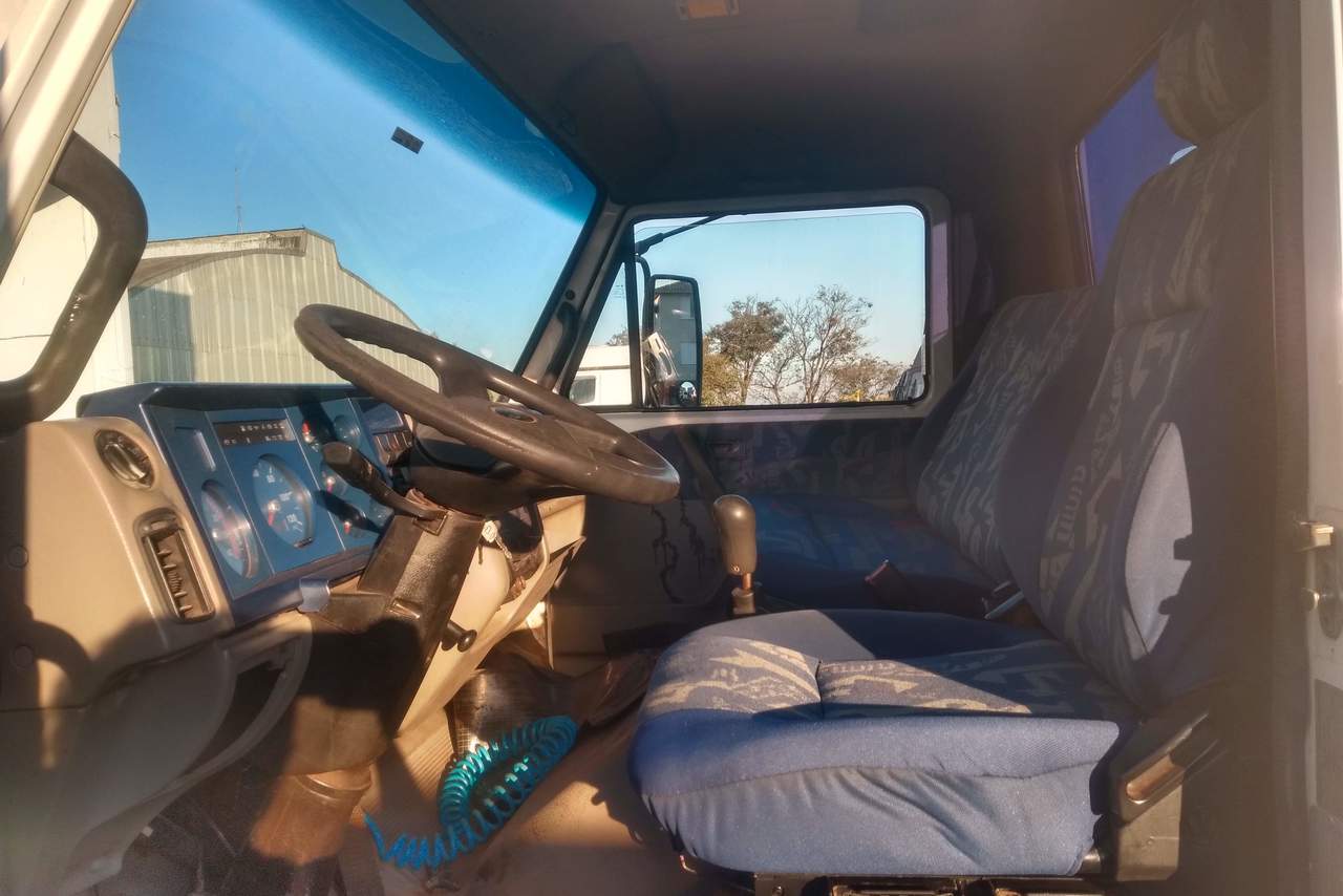 Volkswagen 8 150 - 01/01 3