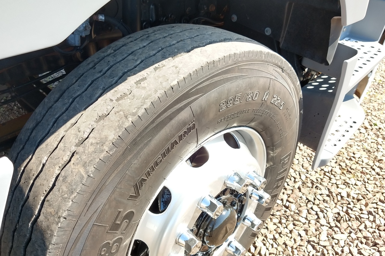 Mercedes Benz Axor 2540 - 08/08 20