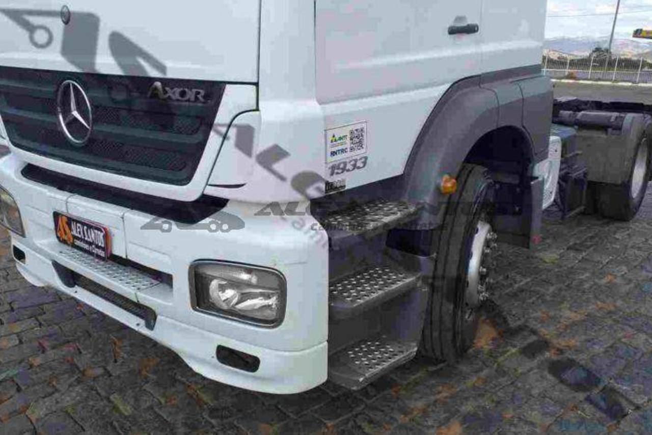 Mercedes Benz Axor 1933 - 09/09 3