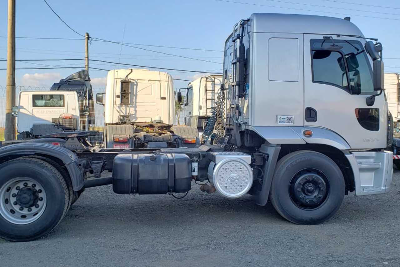 Ford Cargo1933 - 12/13 5