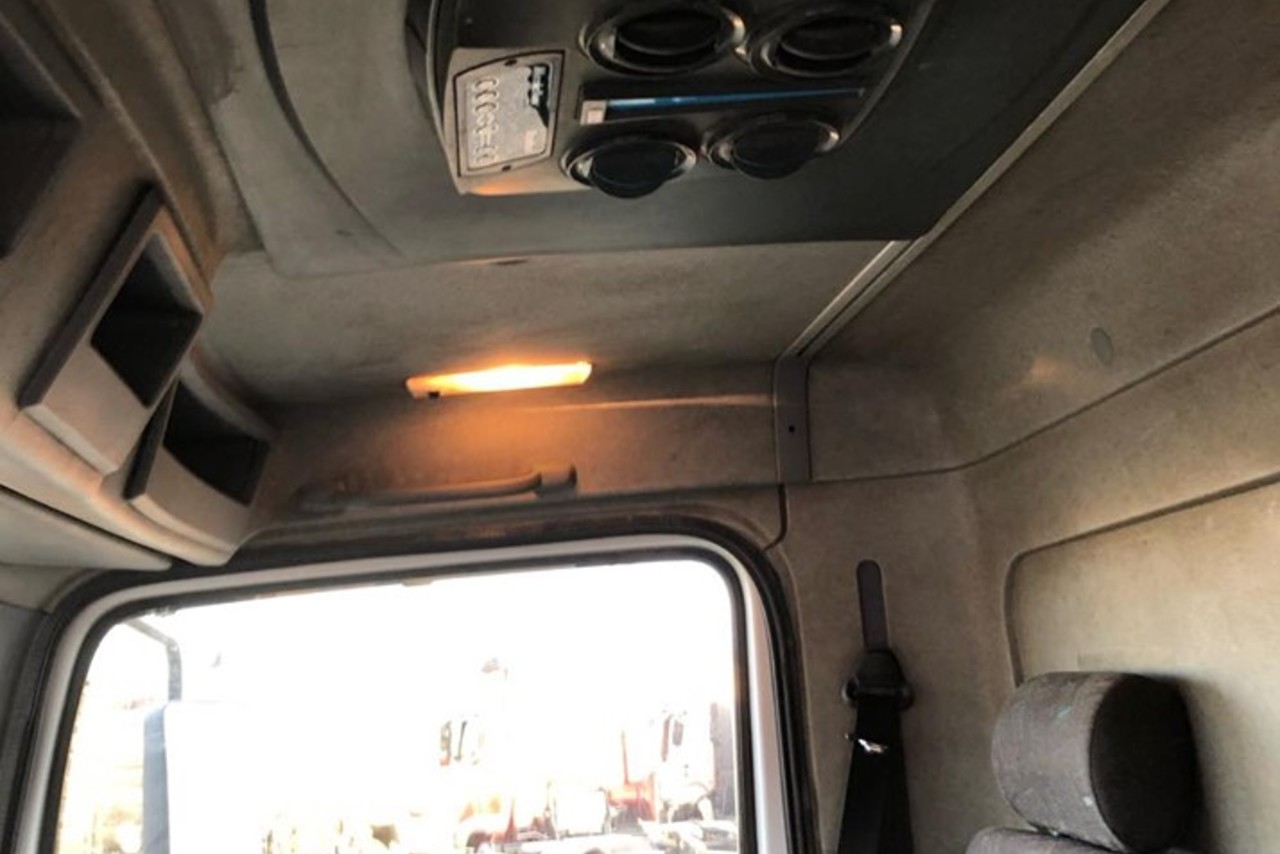 Mercedes Benz Atego 2425 - 08/08 11