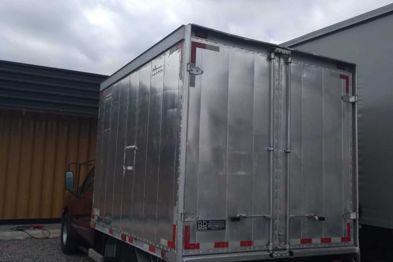 Ford F350 - 06/06 2