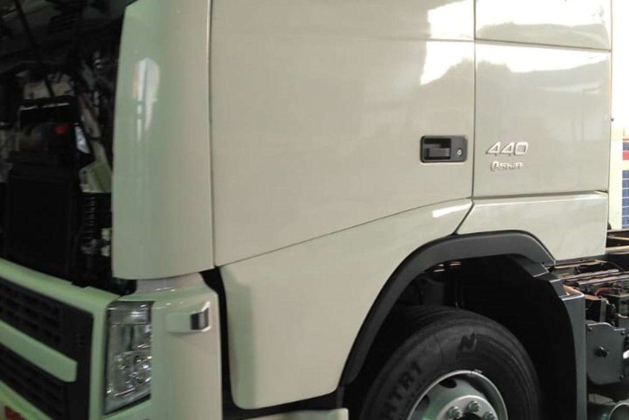 Volvo FH12 440 - 11/11 2