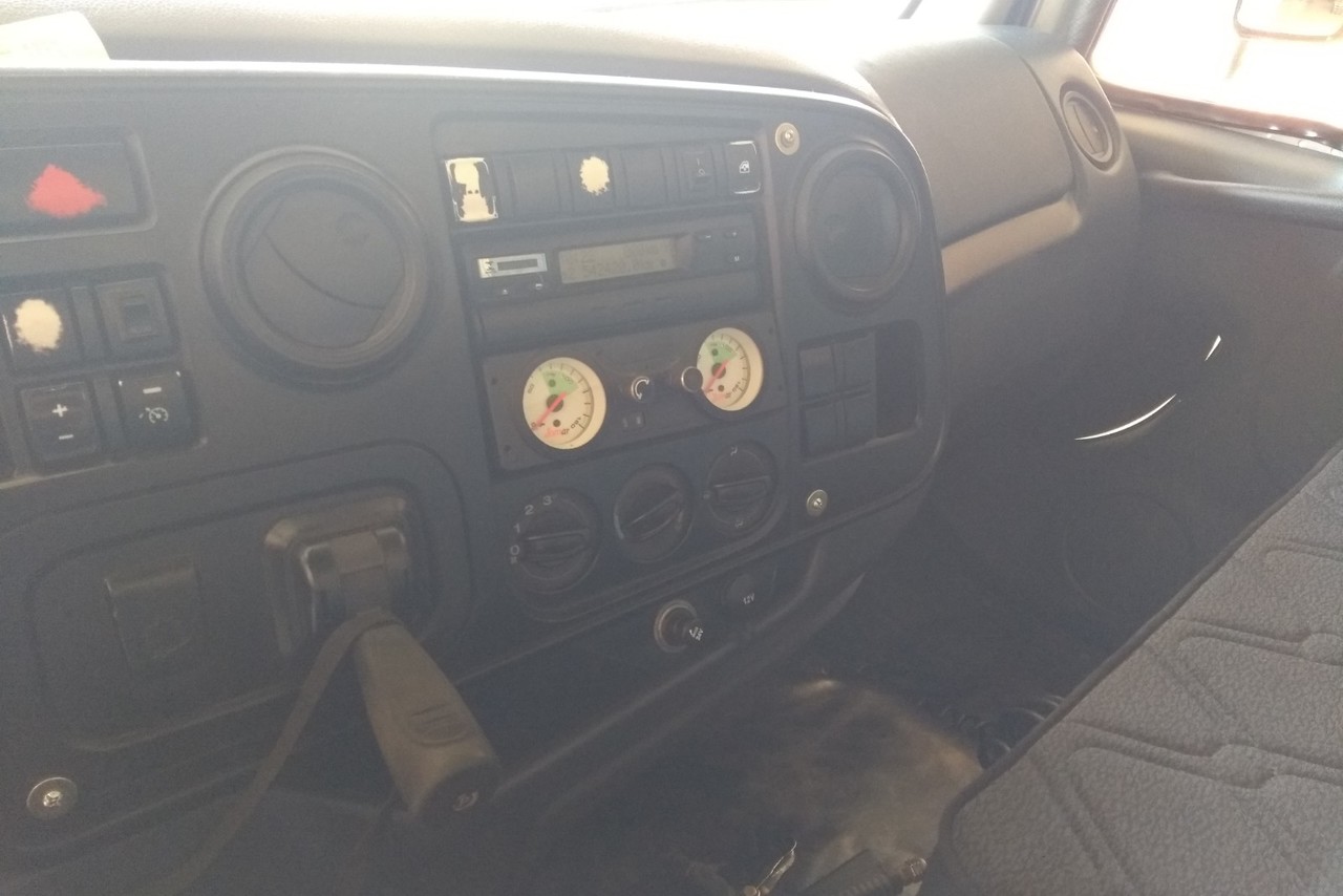 Ford Cargo2428 - 11/12 3
