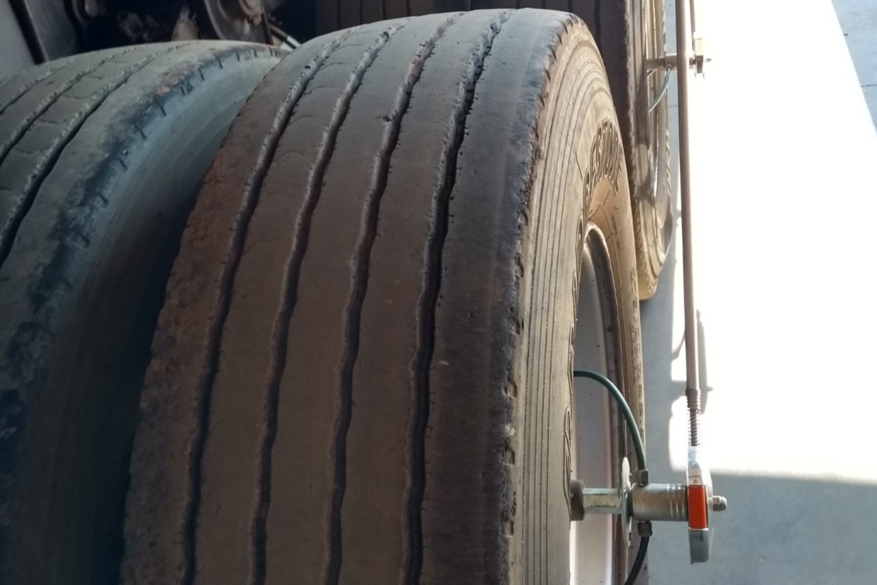 Ford Cargo2428 - 11/12 12