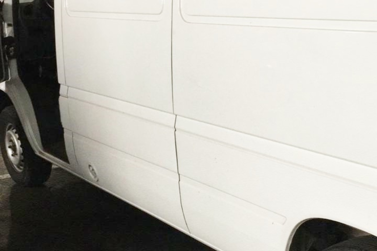 Mercedes Benz Sprinter 416 Furgão - 08/09 7