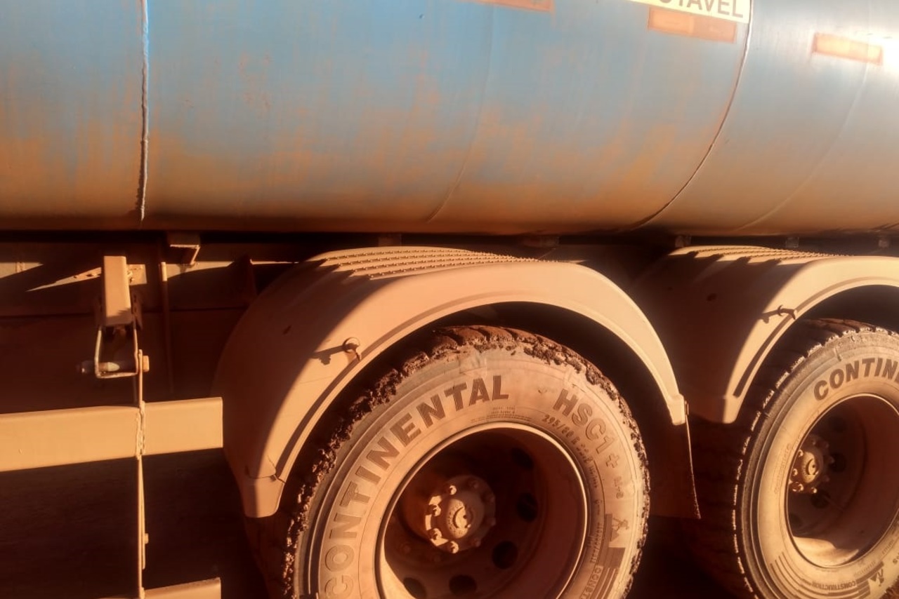 Volkswagen 31-330 E Constellation 6x4 - 13/13 5